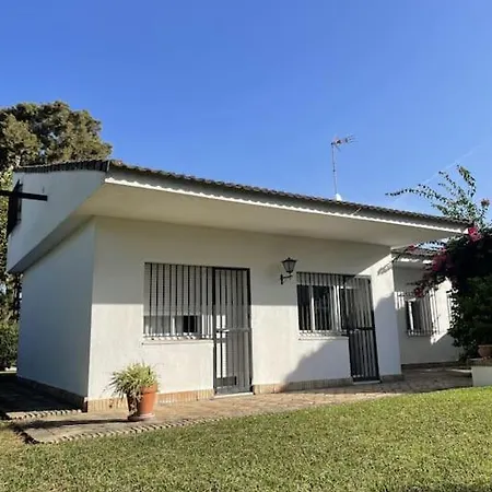 En Con Piscina, Aire Acondicionado Y Wifi