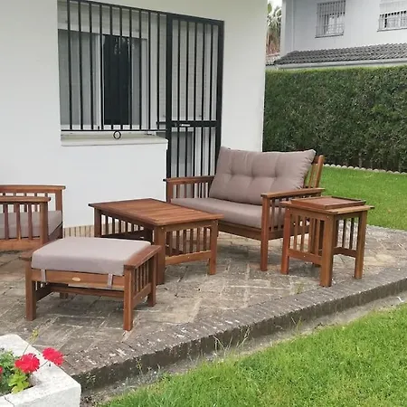 En Con Piscina, Aire Acondicionado Y Wifi Roche