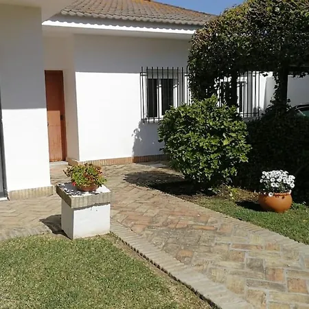 En Con Piscina, Aire Acondicionado Y Wifi